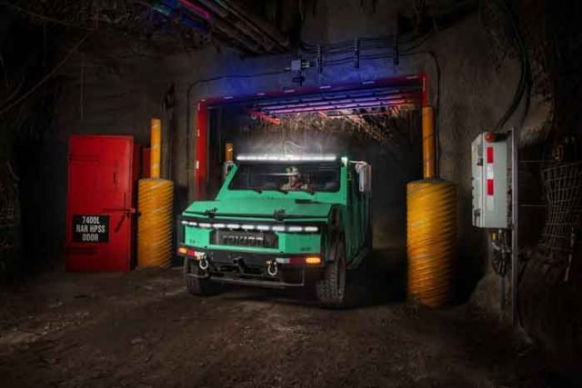 Rokion-R400-electric-vehicle-15-3