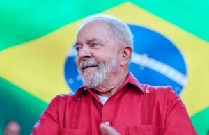 Lula é eleito Presidente do Brasil