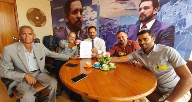 {6ED2DAB3-C2DE-74B0-ABED-8A5E56AE4DC8}