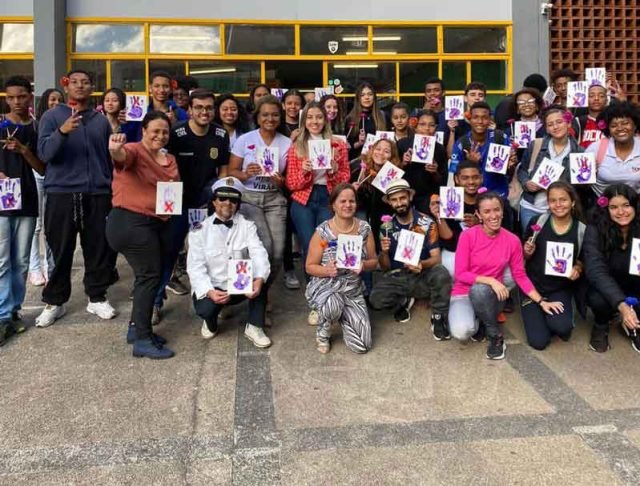 d7e48424-183e-4e02-ae06-bad44fa9a732