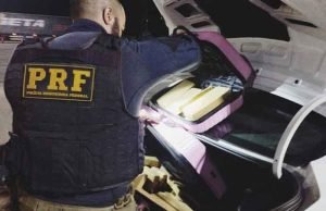 BR-381; Mulher é presa transportando grande quantidade de maconha na Fernão Dias