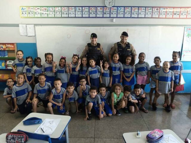 17-ind-pmmg-policia-militar-joao-monlevade-segurança-escola-segura-011