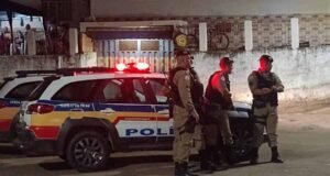 Polícia Militar prende motociclista por embriaguez ao volante no Centro de Alvinópolis