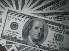 Dólar cai a R$ 5,20 e Bolsa se aproxima dos 180 mil pontos com melhora externa