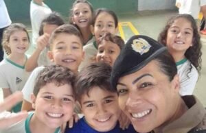 PM realiza palestra em escola de João Monlevade durante a Semana de Combate ao Bullying Divulgação: 17ª CIA PM IND - João Monlevade - Instagram: @17ciapmind
