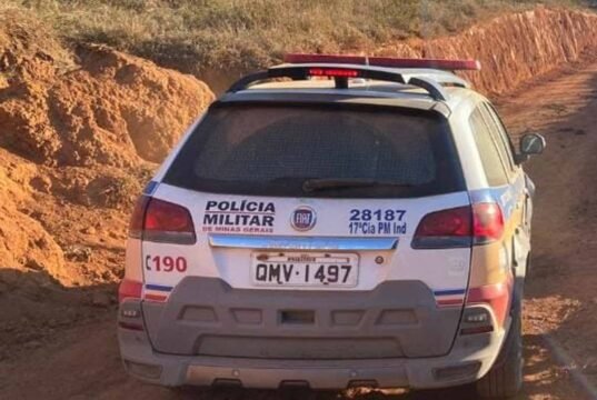 Idoso morre após carro cair de ribanceira de 120 metros na zona rural de Dionísio