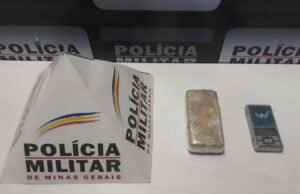 Manhuaçu: Polícia apreende barra de maconha e balança em imóvel abandonado
