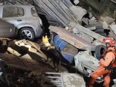 Vídeo; Casa desaba no Vale do Jatobá e idoso é resgatado sob escombros em Belo Horizonte