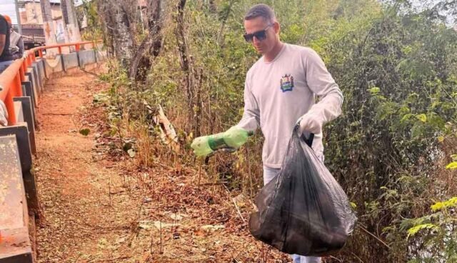 {DADB14D7-ACDE-EDEB-84EC-AB2060ECC3D7}