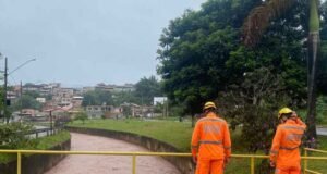 Bombeiros vistoriam áreas de risco em Itabira após fortes chuvas