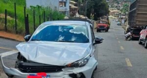 Colisão entre dois veículos deixa três feridas e mobiliza equipes de resgate do Sevor em João Monlevade