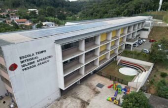 São Gonçalo do Rio Abaixo supera meta de alfabetização e se destaca na regional de Nova Era