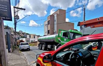 Curto-circuito em geladeira provoca incêndio em apartamento no Bairro Rosário em João Monlevade