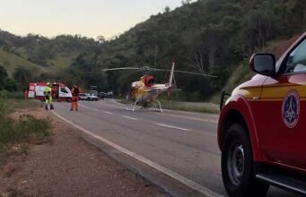 Capotamento na MGC-120 deixa vítimas presas às ferragens em Santa Maria de Itabira