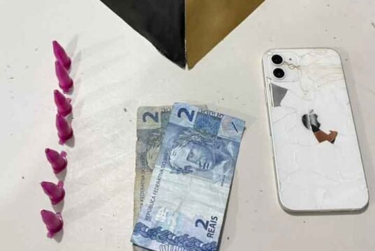 Jovem de 18 anos é preso por tráfico de drogas no bairro Praia, em Itabira