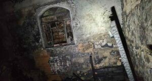 Chamas atingem casa em Itabira e mobilizam Corpo de Bombeiros, apoio da CECOM e Vale