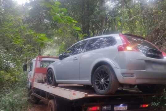 Polícia Militar recupera em São Gonçalo do Rio Abaixo veículo furtado em João Monlevade